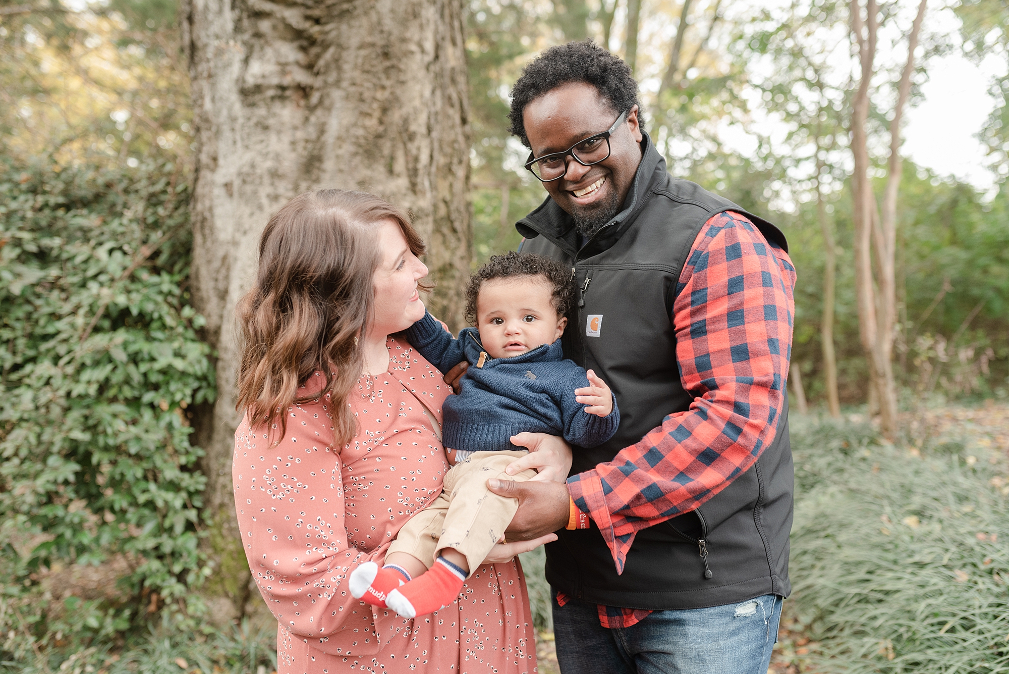 family of three portraits in Hermitage Tennessee with Dolly DeLong Photography