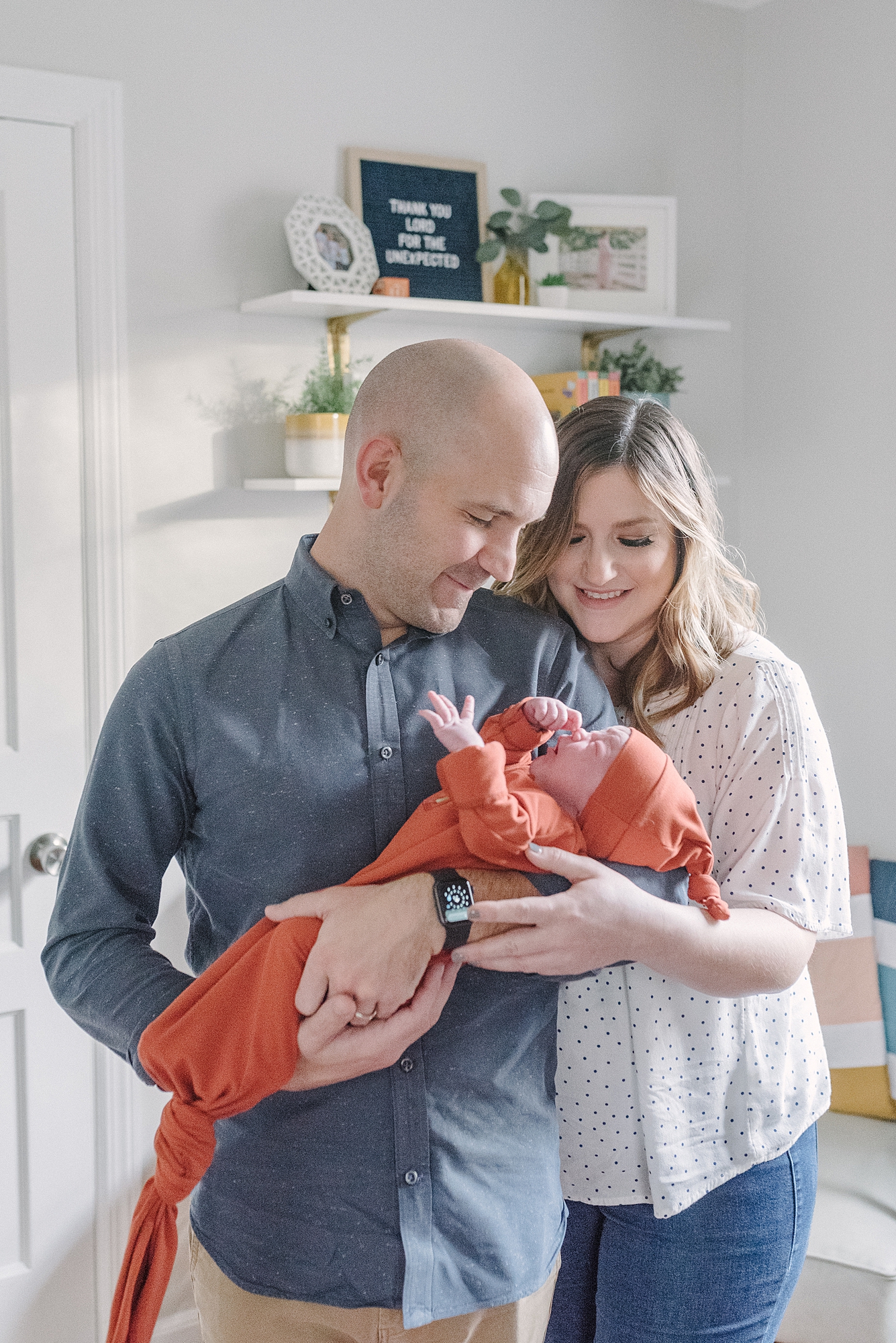Modern Newborn Lifestyle Photos in Nashville of a family of six by Nashville Family Photographer Dolly DeLong Photography