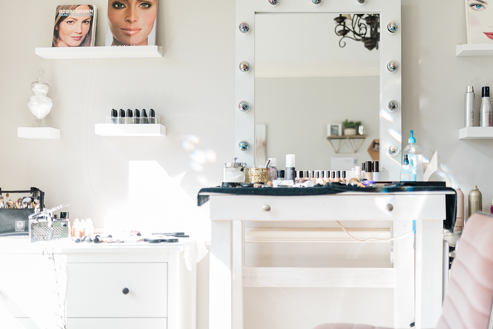 Nashville-hair-and-makeup-artist-kati-edge-hair-and-makeup-for-her-branding-photos-in-her-home-studio
