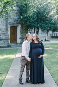 fall maternity photos at Vanderbilt University