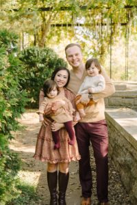 Cheekwood Estate family portraits for family with twins