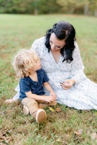 mom sits with son during Nashville family portraits