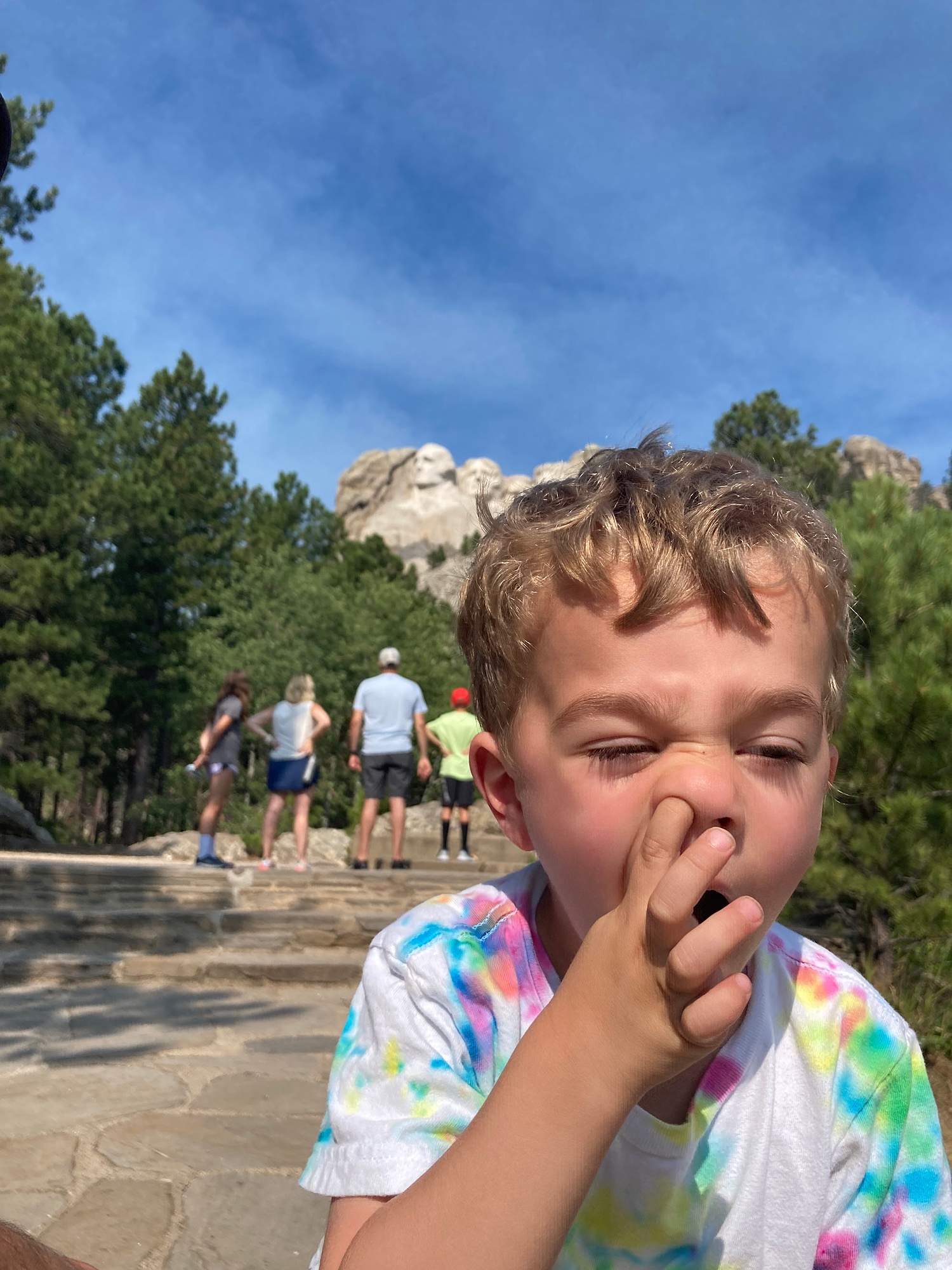 toddler_boy_picking_his_nose_at_Mount_Rushmore