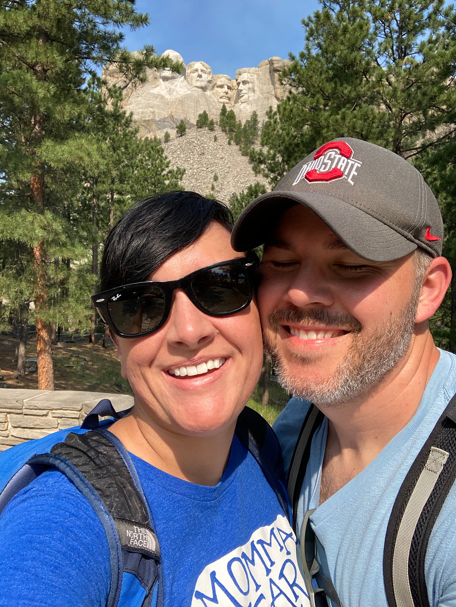 selfie_of_husband_and_wife_at_mount_rushmore