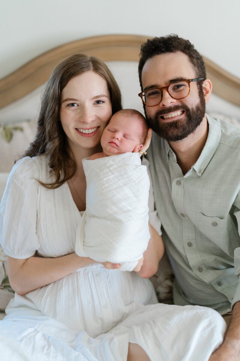 Choosing Between Candid vs. Posed Family Photos