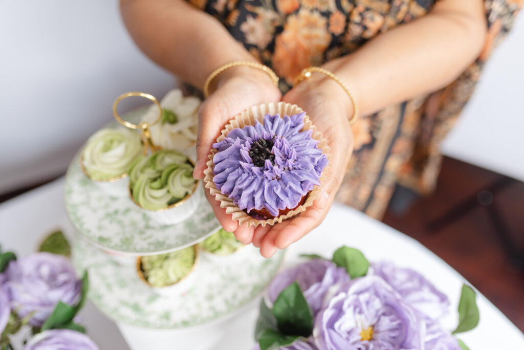 Cupcake branding photos